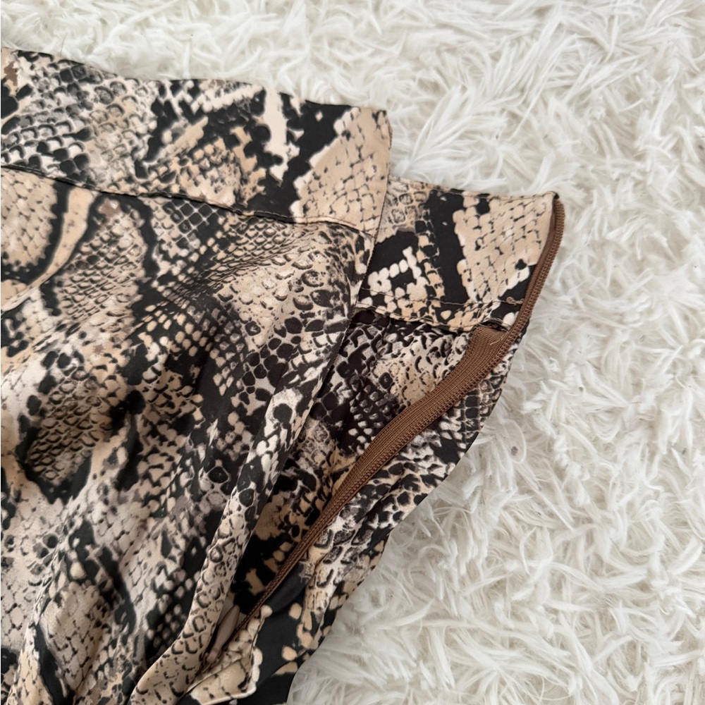 ZARA Snake Print Pleated Midi Skirt XL NWT - Picture 2 of 3